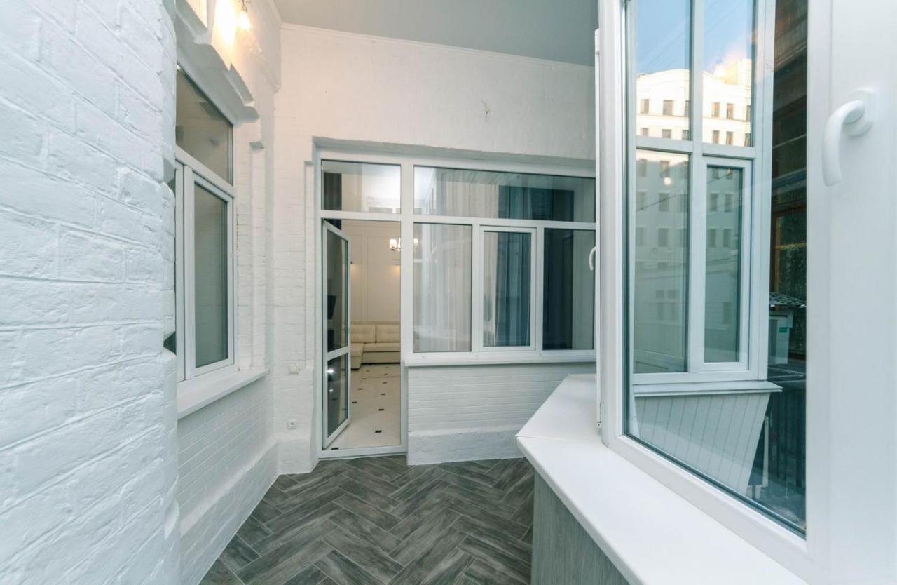 Vip Near Premier Palace & Arena City Киев Екстериор снимка
